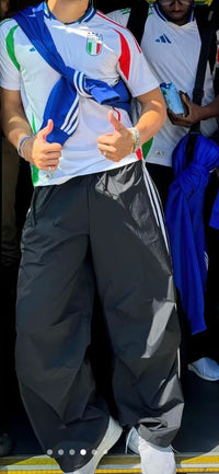Trackpants